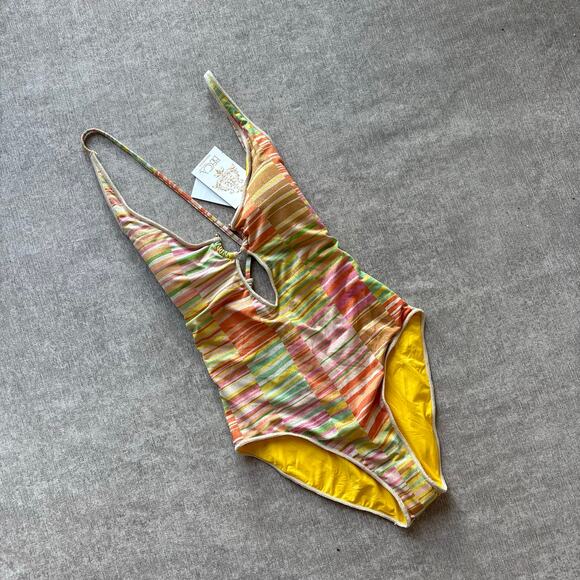 NWT Becca Onepiece Swimsuit - Picture 1 of 4